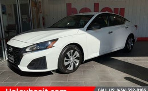 2024 Nissan Altima SV