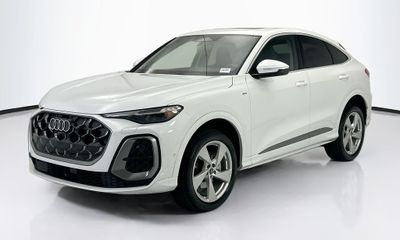 2026 Audi SQ5 Quattro Premium Plus