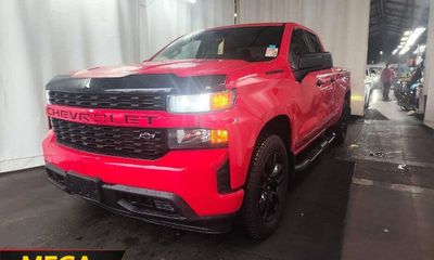 2020 Chevrolet Silverado Custom
