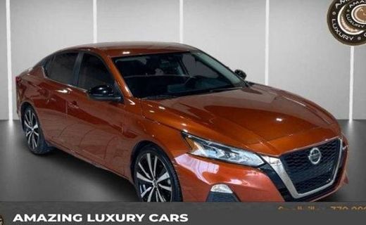 2022 Nissan Altima SR