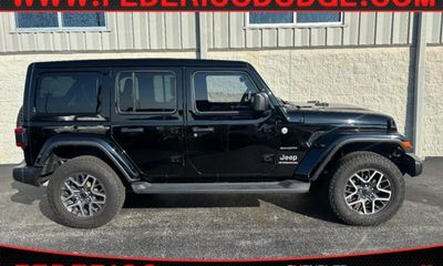 2024 Jeep Wrangler Sahara
