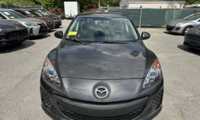 2013 Mazda MAZDA3 Touring GS