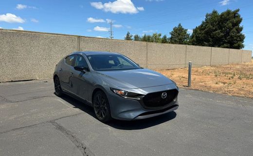 2025 Mazda MAZDA3 Preferred Package
