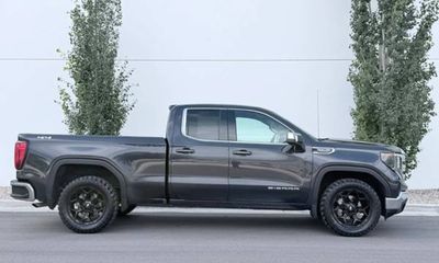 2024 GMC Sierra SLE