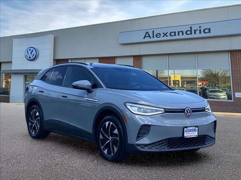 2022 Volkswagen ID.4 — a typically priced live listing