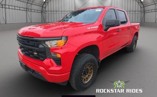 2022 Chevrolet Silverado Custom