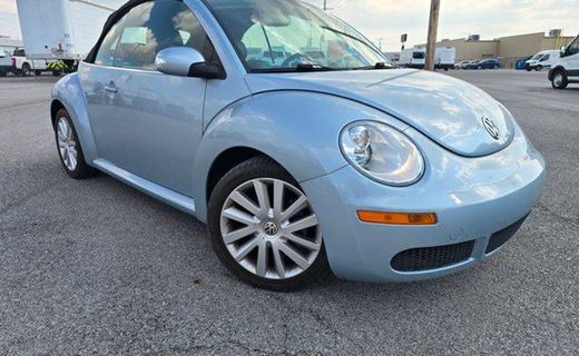 2010 Volkswagen Beetle