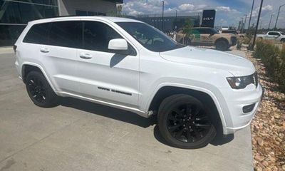 2019 Jeep Grand Cherokee Laredo