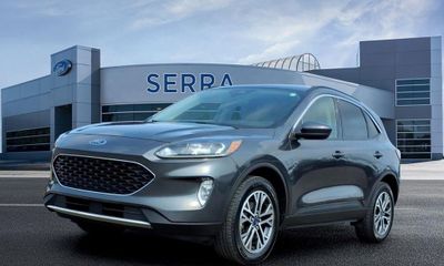 2020 Ford Escape SEL