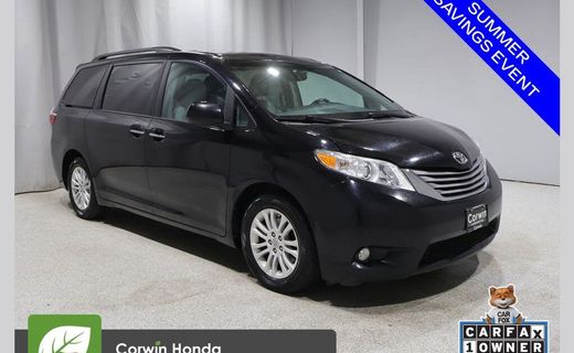 2017 Toyota Sienna XLE