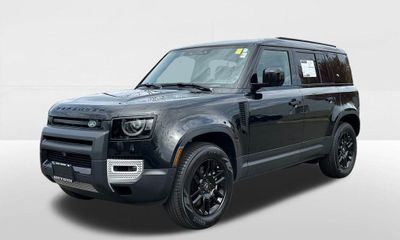 2024 Land Rover Defender 110 S