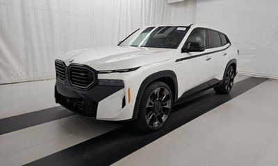 2023 BMW XM