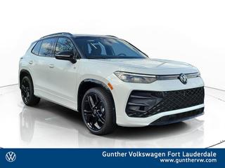 2026 Volkswagen Tiguan SE Black