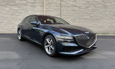 2023 Genesis G80 2 5T Advanced
