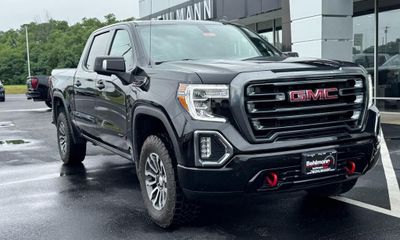 2022 GMC Sierra Limited AT4