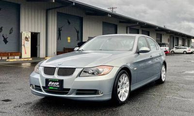 2006 BMW 330I