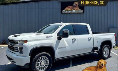2022 Chevrolet Silverado HD High Country