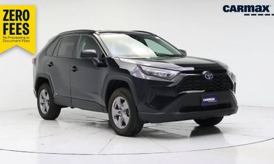 2022 Toyota RAV4 LE