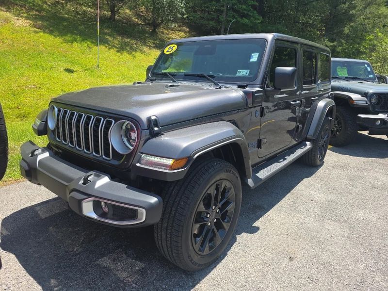 2025 Jeep Wrangler 4xe — a typically priced live listing