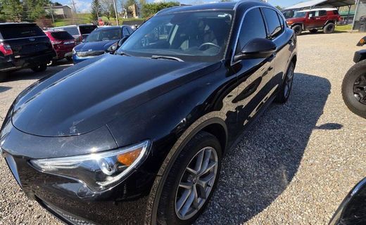 2018 Alfa Romeo Stelvio TI