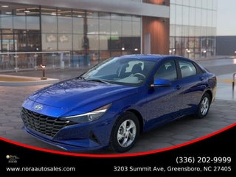 2023 Hyundai Elantra — a typically priced live listing