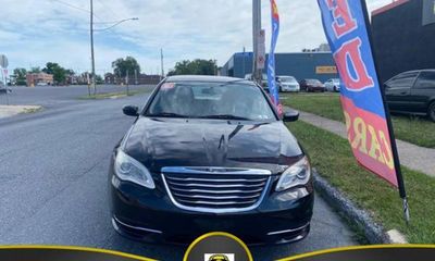 2013 Chrysler 200 LX