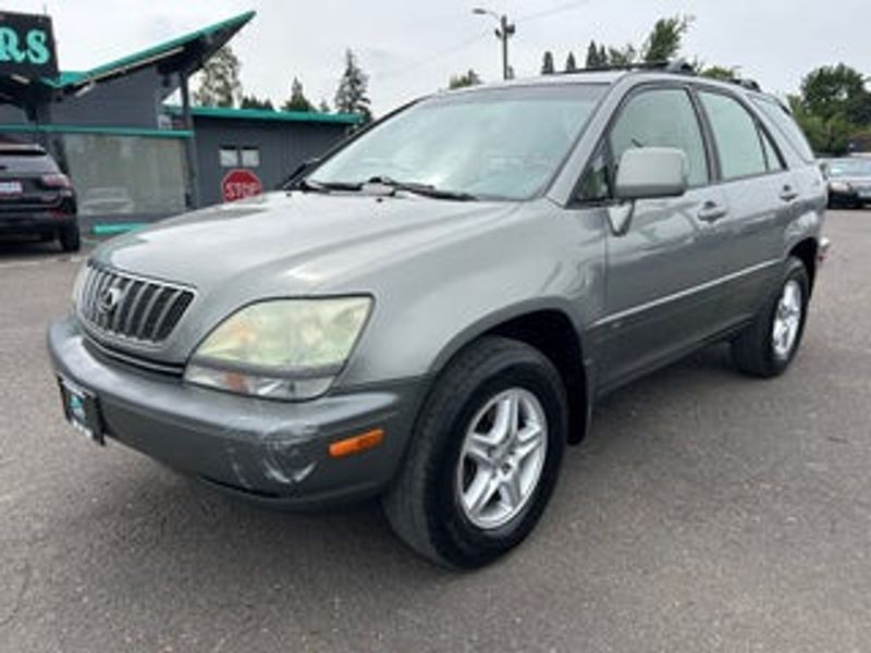 2002 Lexus RX — a typically priced live listing