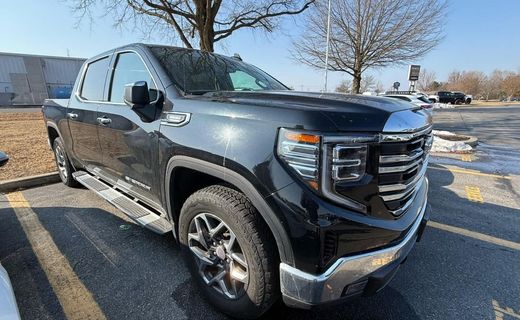 2023 GMC Sierra SLT