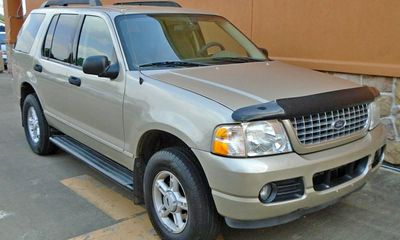 2005 Ford Explorer XLT