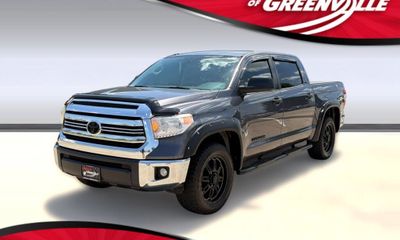 2017 Toyota Tundra SR5