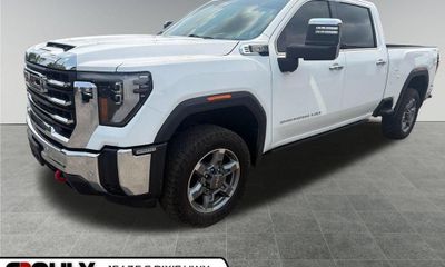 2025 GMC Sierra HD SLT