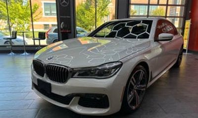 2020 BMW 740I