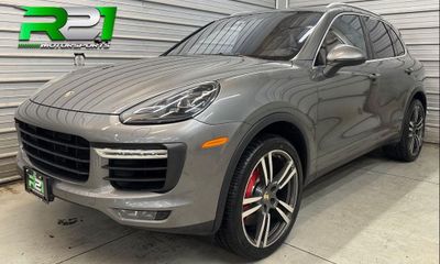 2015 Porsche Cayenne Turbo