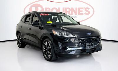 2022 Ford Escape SE