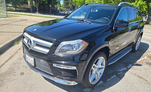 2015 Mercedes-Benz GL-Class GL550 4MATIC