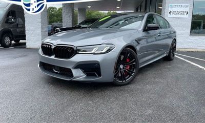 2023 BMW M5