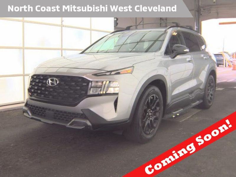2022 Hyundai Santa FE — a typically priced live listing