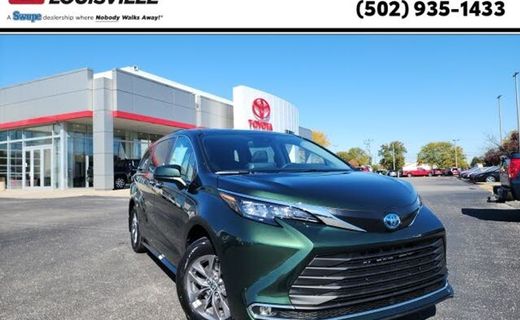 2024 Toyota Sienna XLE
