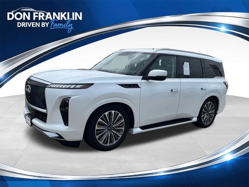 2025 Infiniti QX80 — a typically priced live listing