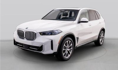 2026 BMW X5 M60i