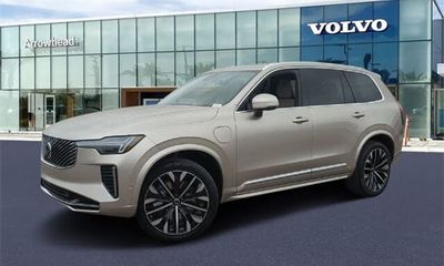 2026 Volvo XC90 Plus Bright