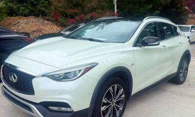 2018 Infiniti QX30 Premium