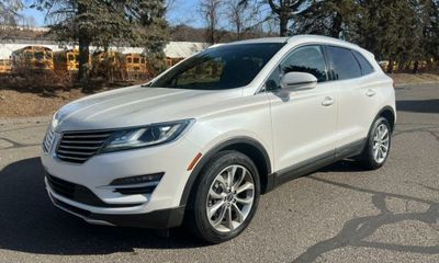 2015 Lincoln MKC LS