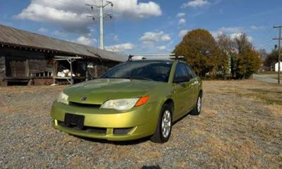 2004 Saturn ION 2