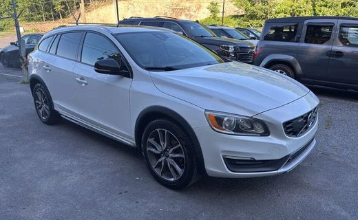 2016 Volvo V60CC SV33 Premier