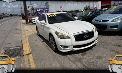 2013 Infiniti M37