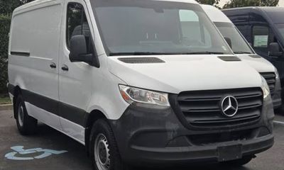 2021 Mercedes-Benz Sprinter 907 VS30