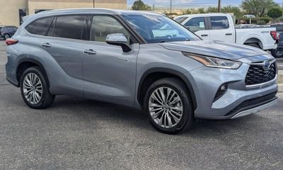2021 Toyota Highlander Platinum