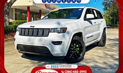 2020 Jeep Grand Cherokee Laredo