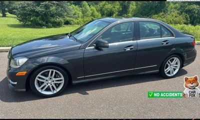2014 Mercedes-Benz C-Class C300
